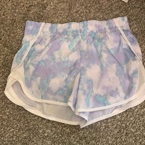 Tie-dye athletic shorts🍉